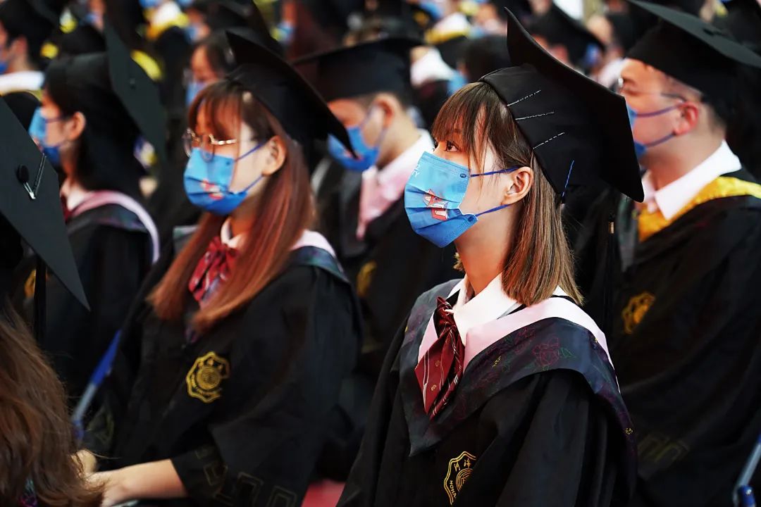 2022.06.22 J9集团国际站本科生毕业典礼 叶志达 摄 (1).JPG 图片